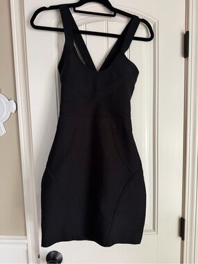 Hybrid & company Black V-Neck Mini Dress